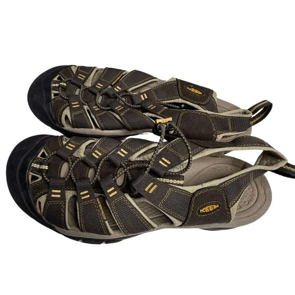 Keen Men's‎ Closed Toe Newport Sandals Black Cream Size 11.5